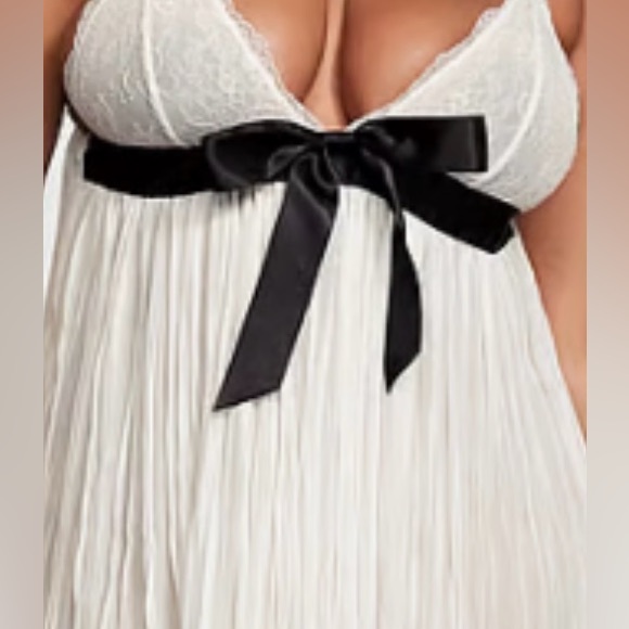 BRIDAL Victoria’s Secret Pleated Babydoll Large - Picture 3 of 3